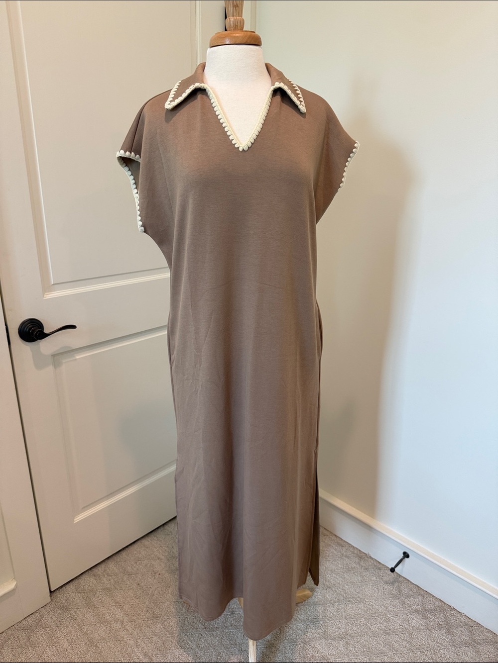 entro Taupe Maxi Dress with Cream Scallop Trim